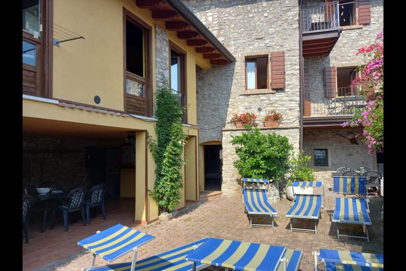 Patio zum Sonne tanken oder die Seele baumeln lassen