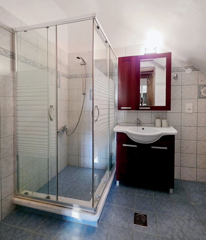 Bad mit Dusche