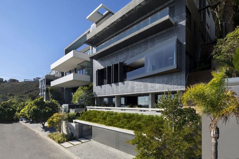 Villa Beyond in Clifton