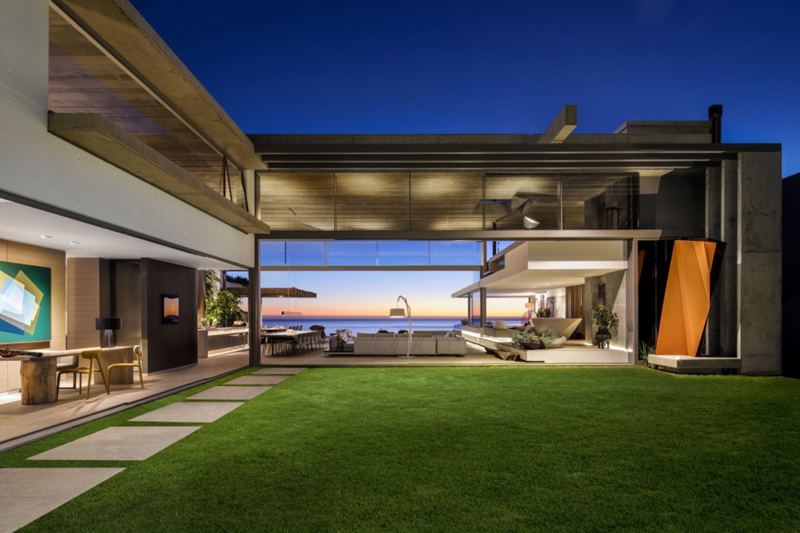Villa Beyond in Clifton
