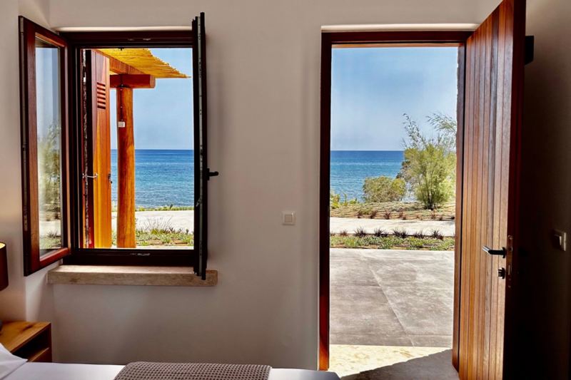 Villa Beach House Arvi East in Arvi