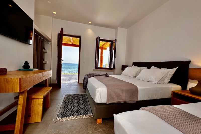 Villa Beach House Arvi East in Arvi