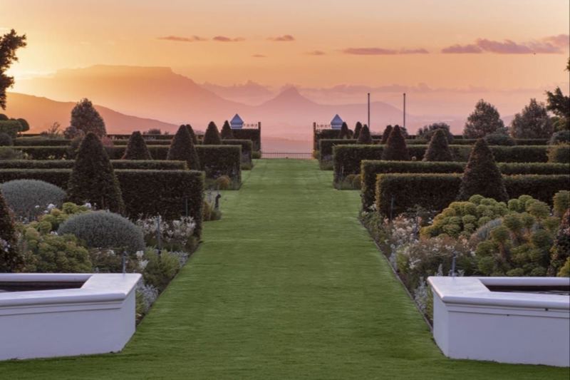 Villa Quoin Rock Manor House in Stellenbosch