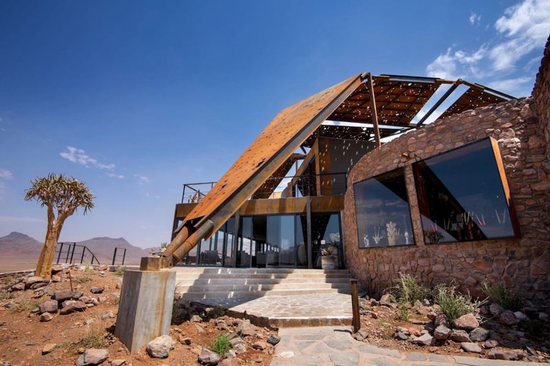 Lodge Sossusvlei Desert Lodge in Namib- Wüste