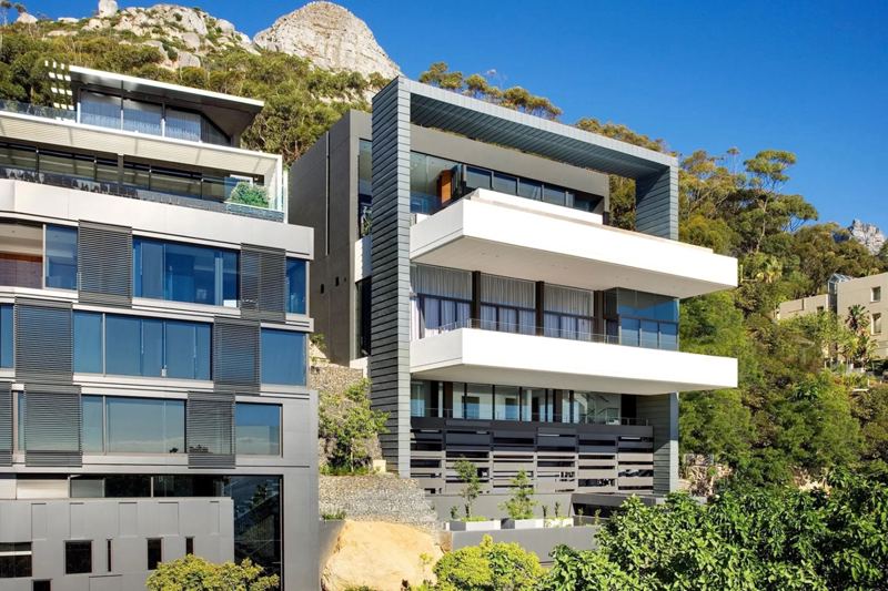 Villa Pentagon in Clifton