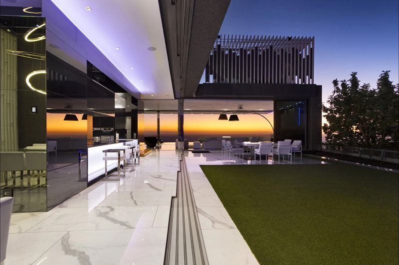 Villa Quantum in Clifton