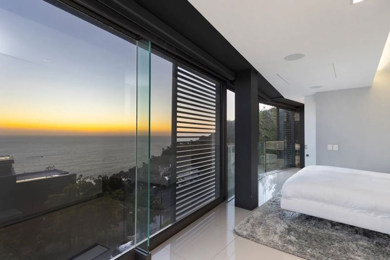 Villa Quantum in Clifton