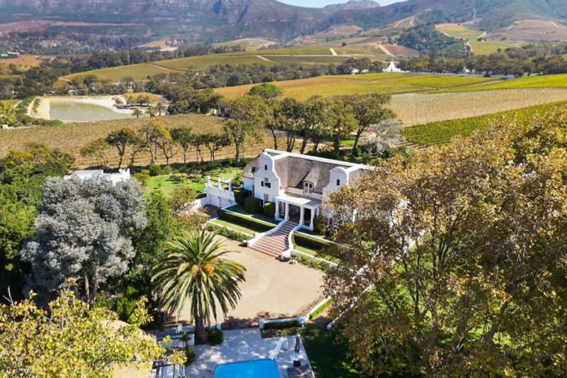 Villa Buitenzorg in Constantia