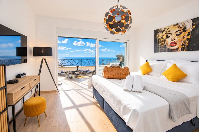 Das Penthouse Helena in Makarska mit drei Schlafzimmer