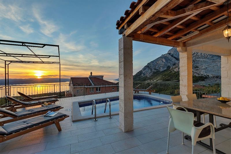 Villa Magico in Bast