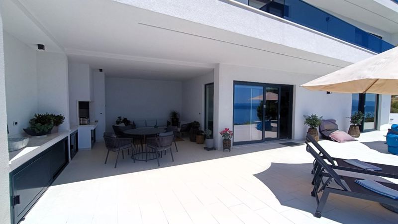 Villa SkyBlue mit Pool in Podgora