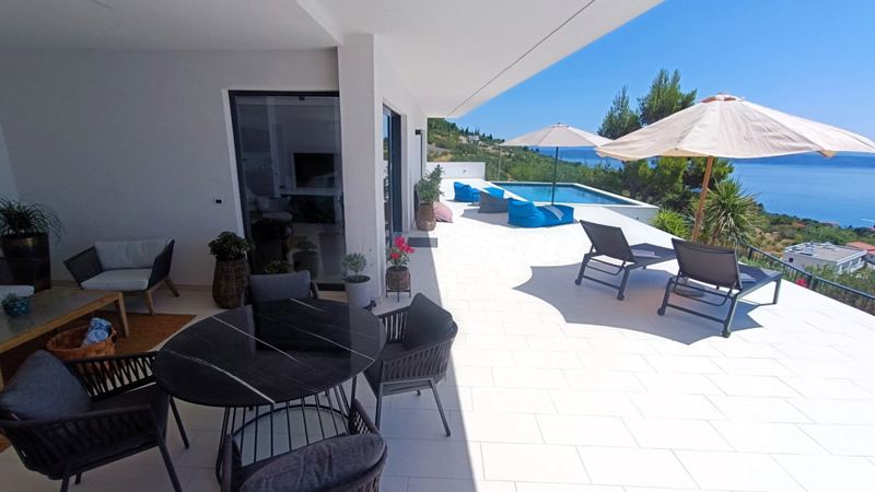 Villa SkyBlue mit Pool in Podgora