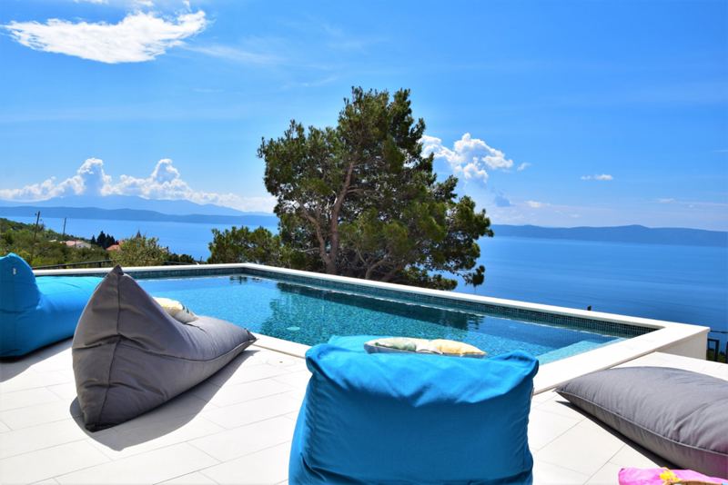Villa SkyBlue mit Pool in Podgora