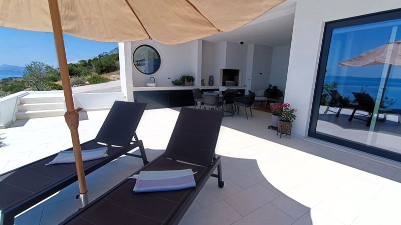 Villa SkyBlue mit Pool in Podgora