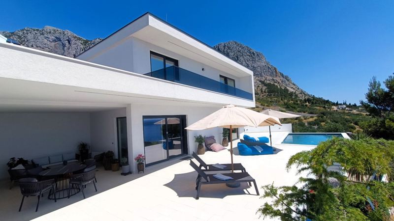 Villa SkyBlue mit Pool in Podgora