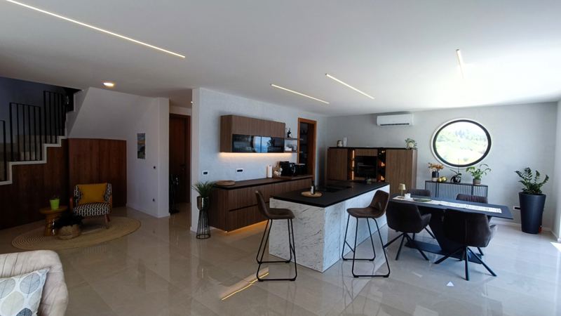 Villa SkyBlue mit Pool in Podgora