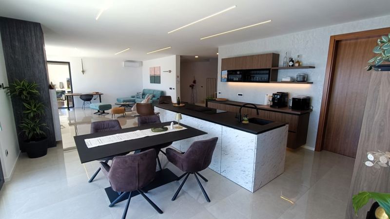 Villa SkyBlue mit Pool in Podgora