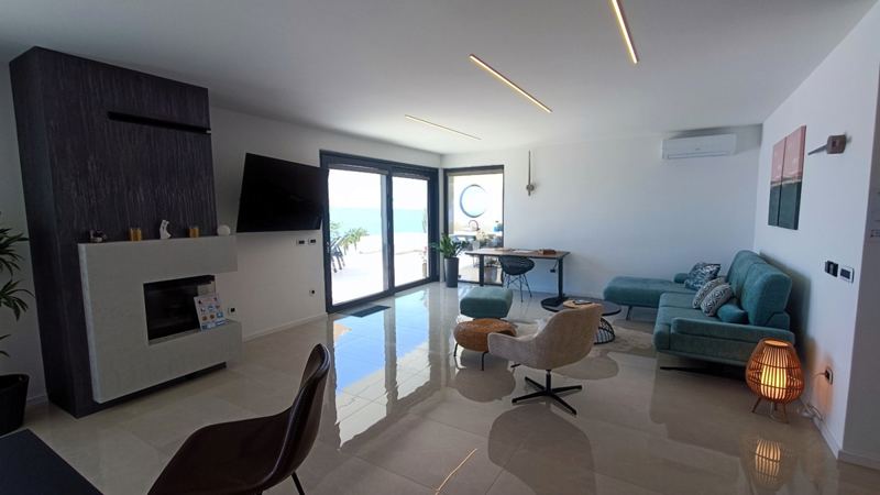 Villa SkyBlue mit Pool in Podgora