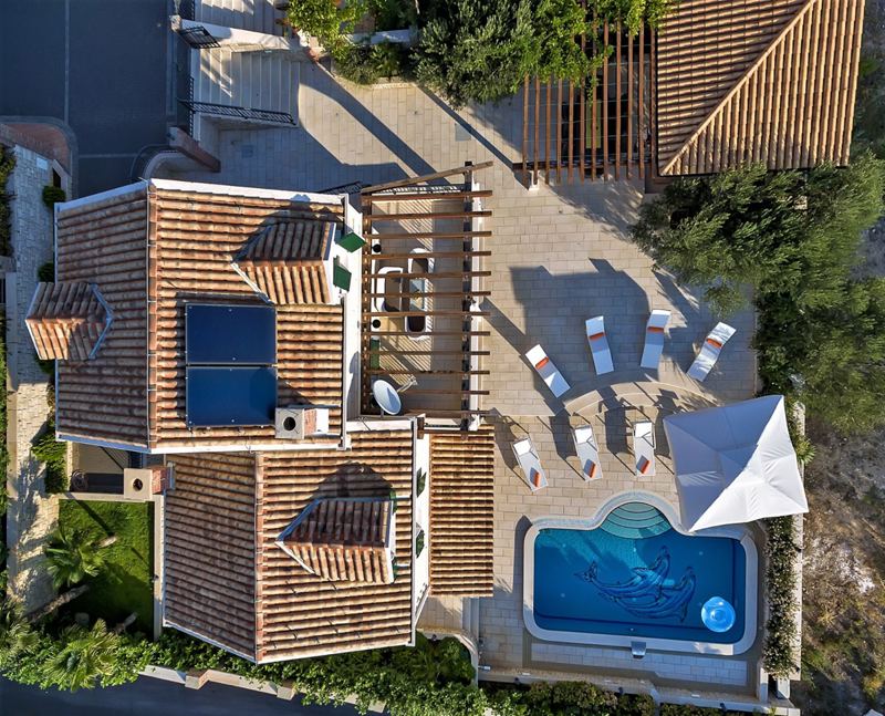 Villa Petra mit Pool in Makarska