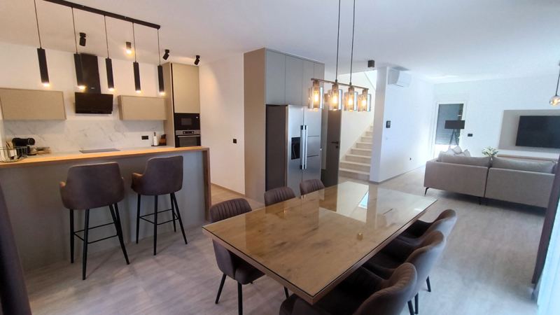 Villa Dado mit Pool in Makarska
