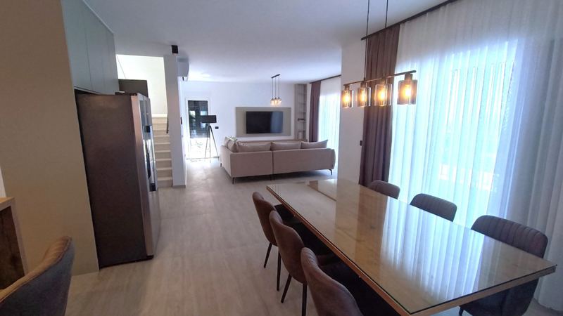 Villa Dado mit Pool in Makarska