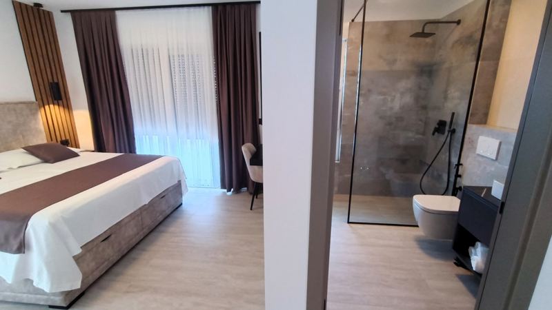 Villa Dado mit Pool in Makarska