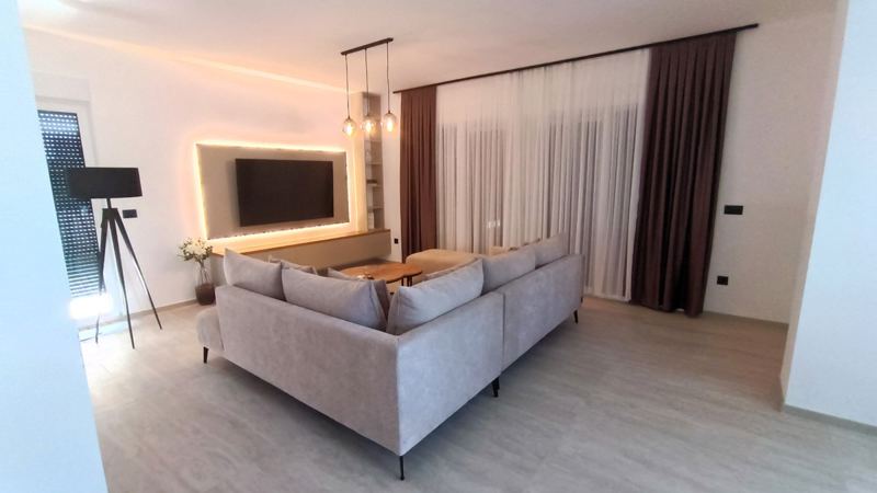 Villa Dado mit Pool in Makarska