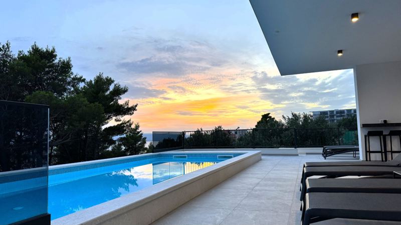 Villa Dado mit Pool in Makarska