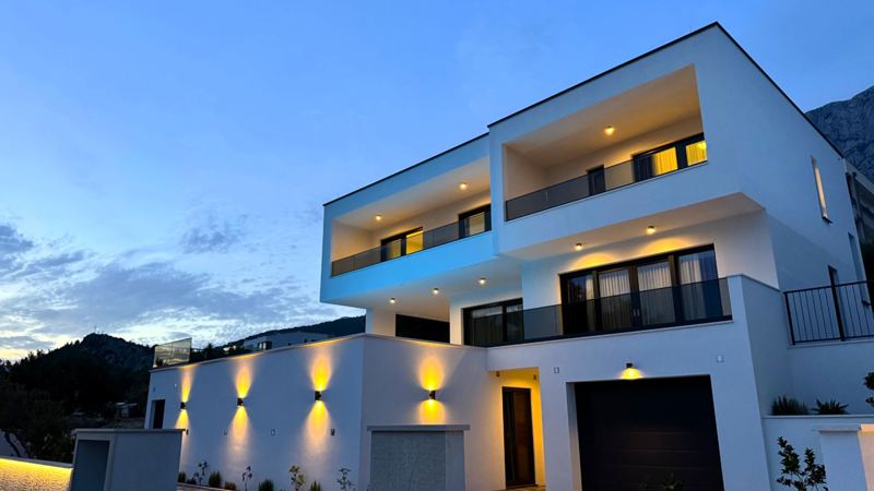 Villa Dado mit Pool