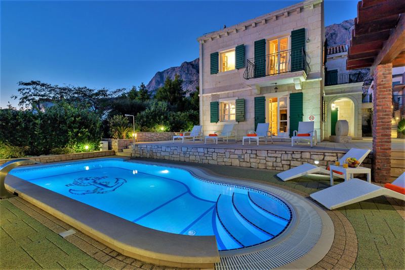 Villa Marko mit Pool in Makarska