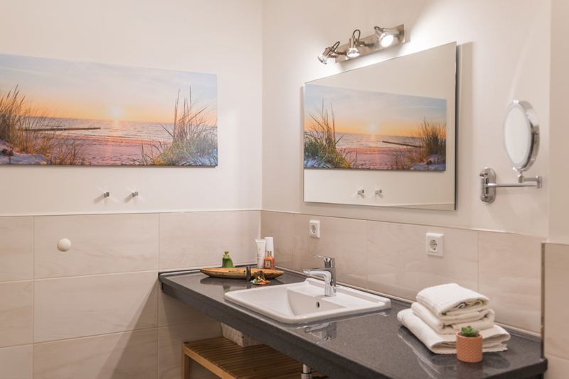 Badezimmer II im DG