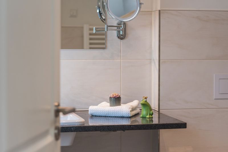 Badezimmer II im DG