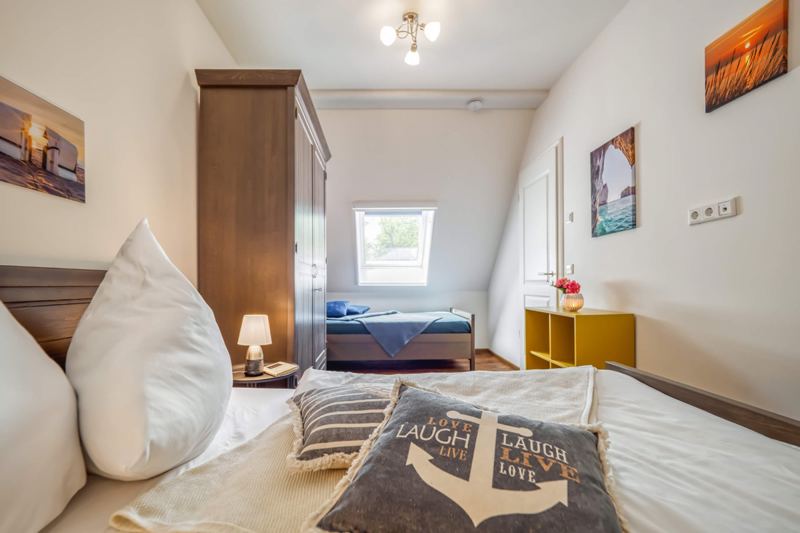 Schlafzimmer III im DG