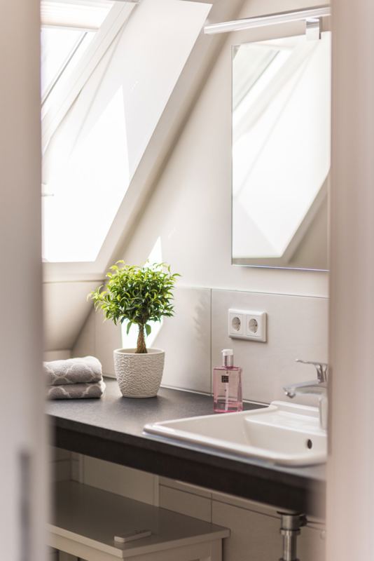 Badezimmer II im DG