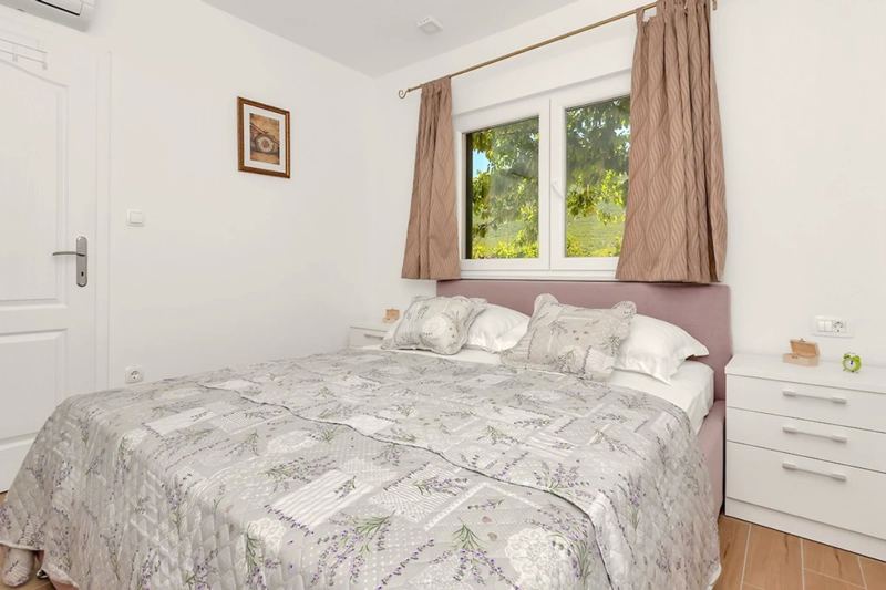 Die Villa in Rašćane Gornje in Salmatien mit 3 Schlafzimmer
