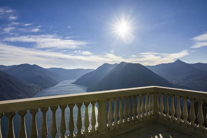 Villa Martino in Pigra