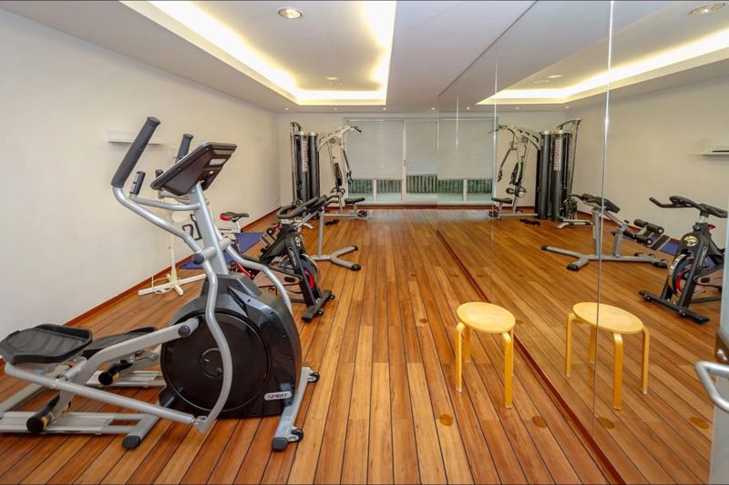 Der Fitnessraum in der Anlage