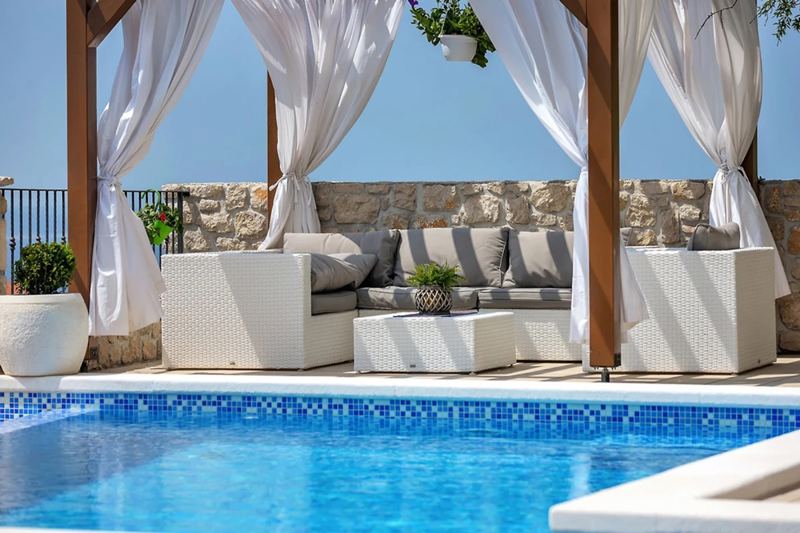Villa Mendula in Makarska