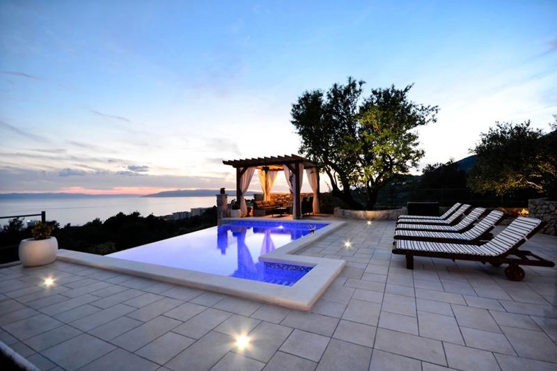 Villa Mendula in Makarska
