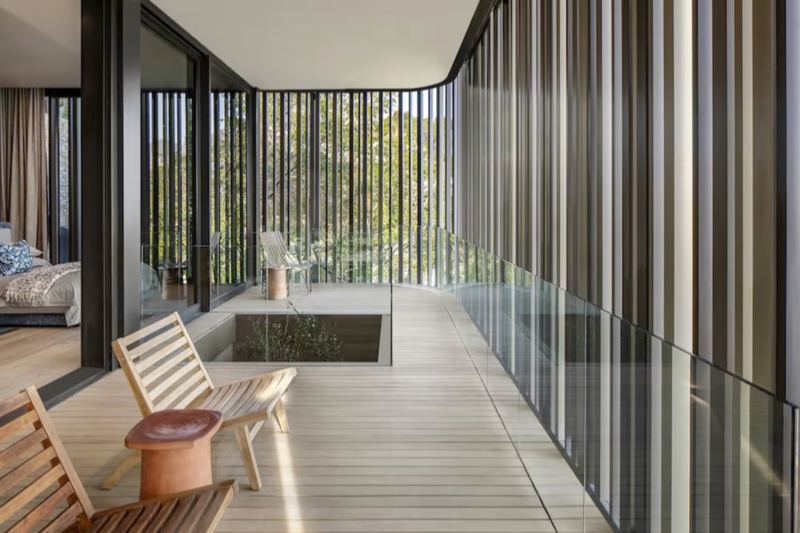 Villa Obsidian in Clifton