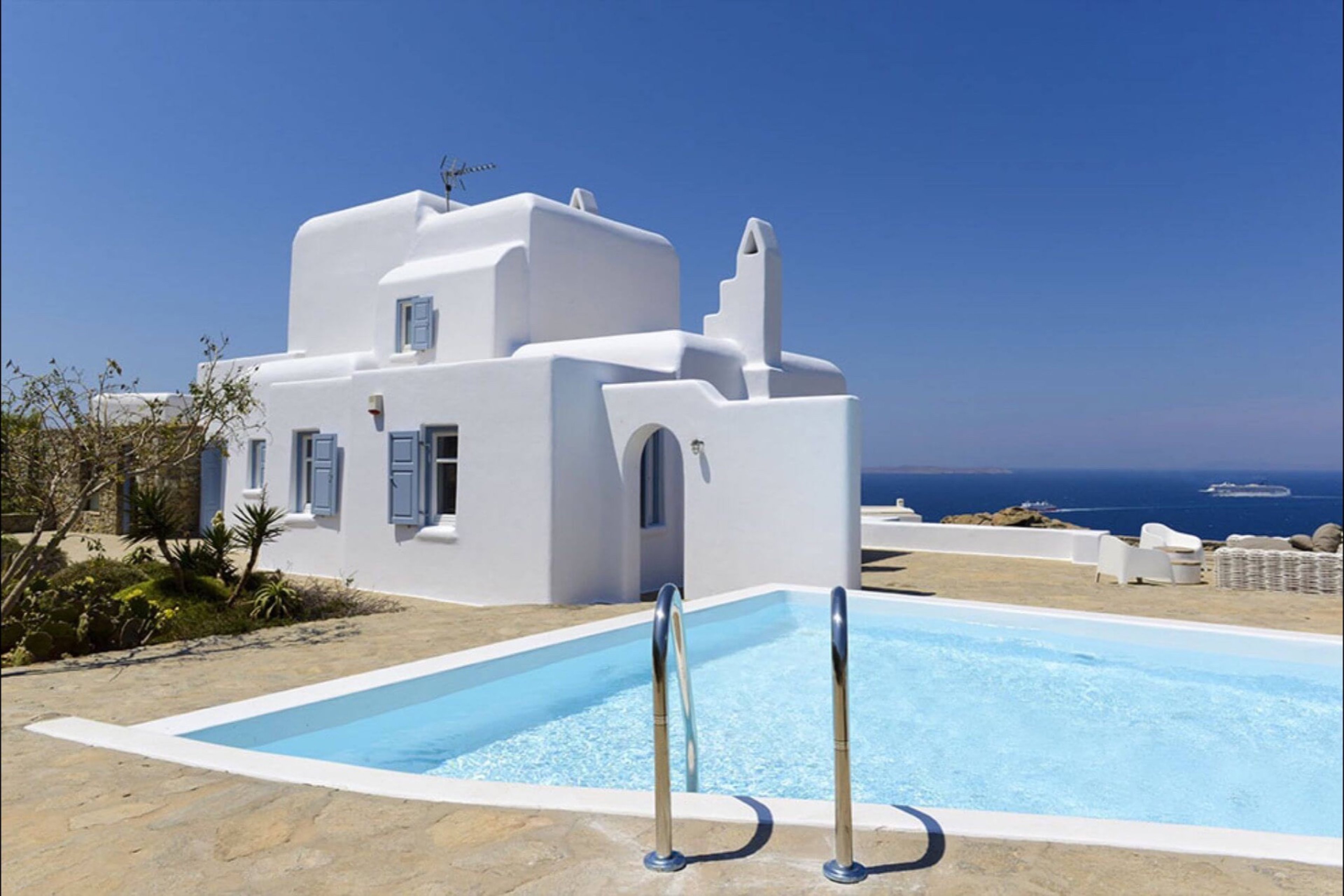 Villa Crystal