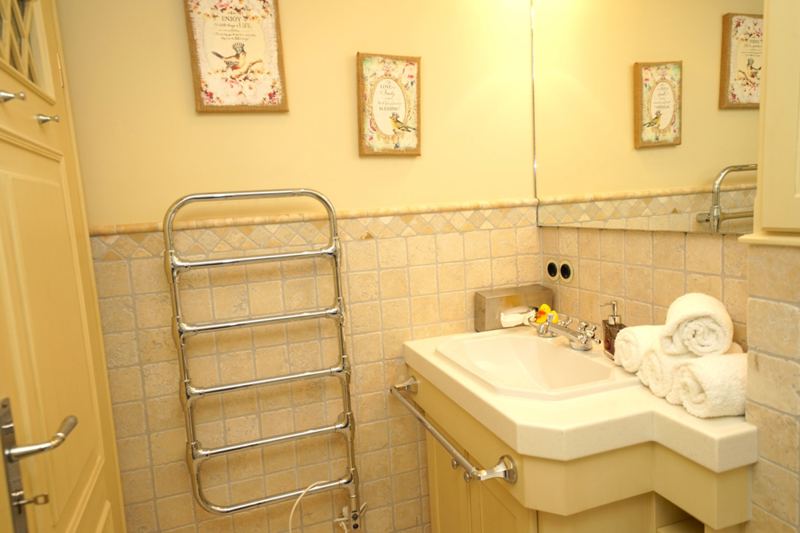 Das zweite Badezimmer im Untergeschoss