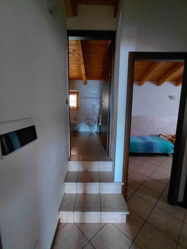 Casa Maja Tignale Gardasee Flur zum Bad