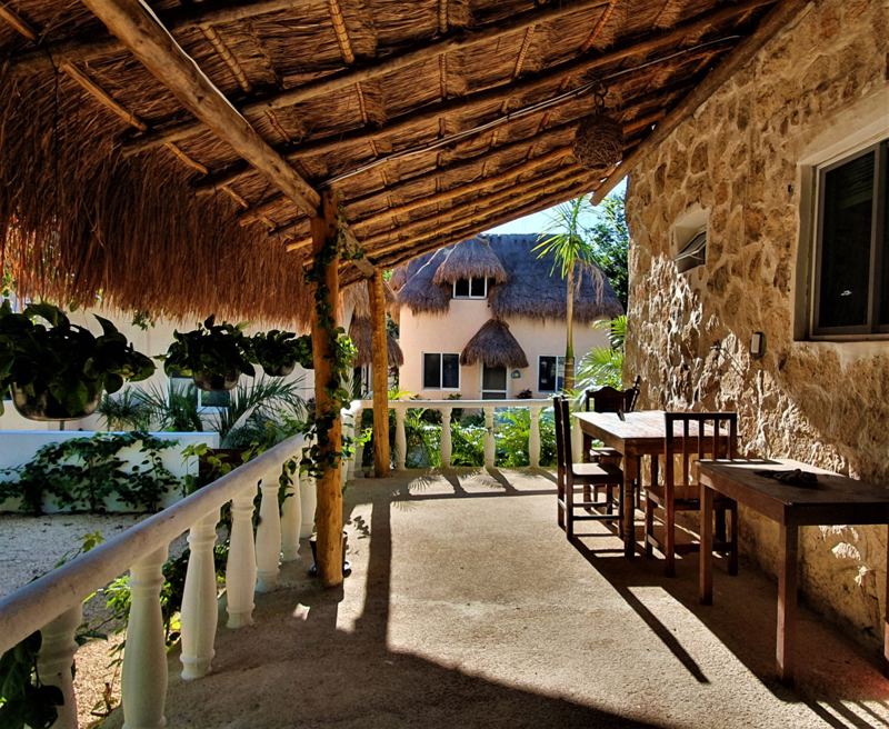 Die überdachte Terrasse des Ferienappartement Torre