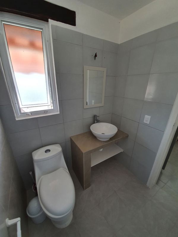 Modernes Badezimmer im Ferienappartement in Akumal