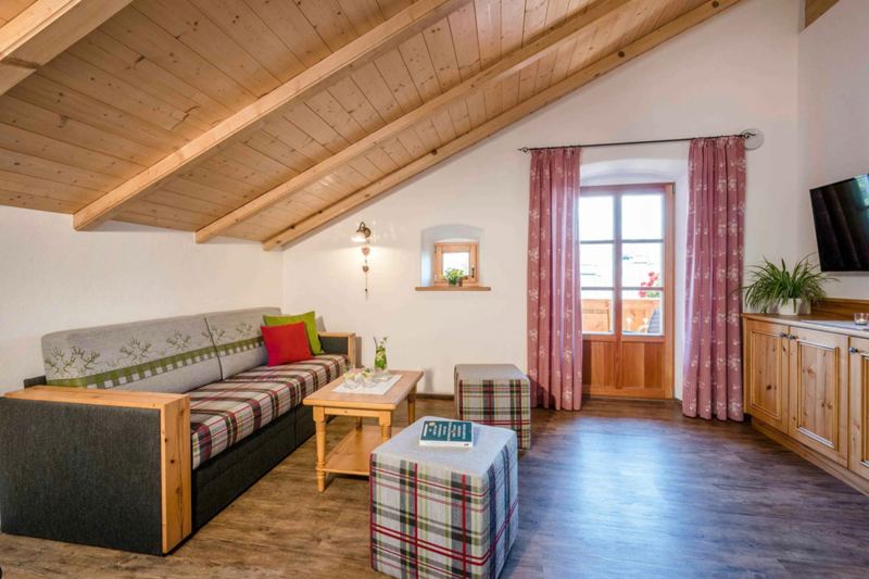 Ferienwohnung Beim Paulfischer direkt am Chiemsee - Ofenbankerl in Chieming