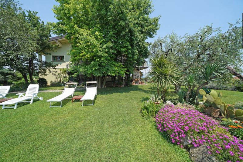 Ferienwohnung Terrazze sul Garda in Castello