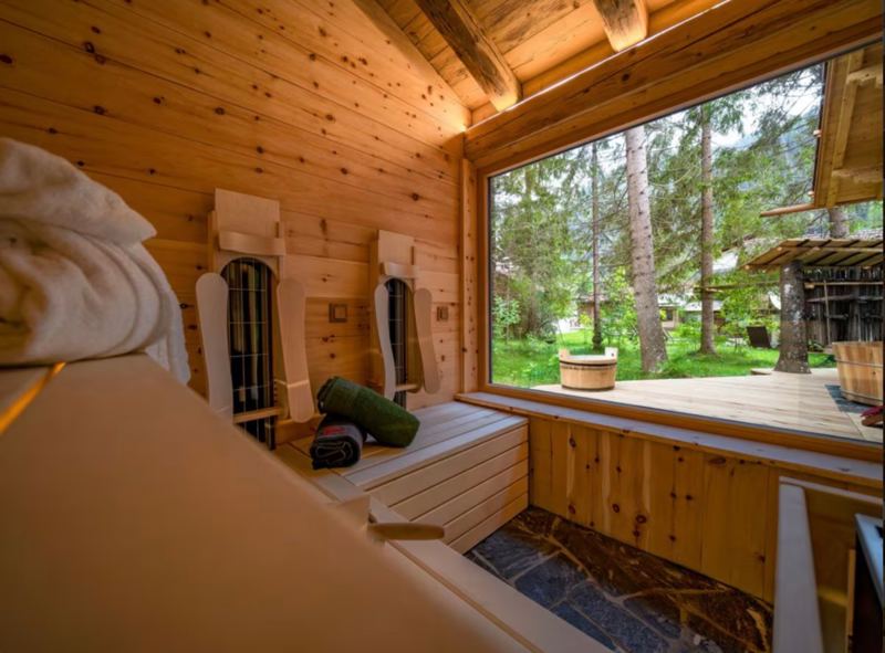 Unser Chalet mit Sauna und Infrarotstrahler mit Blick in die Natur