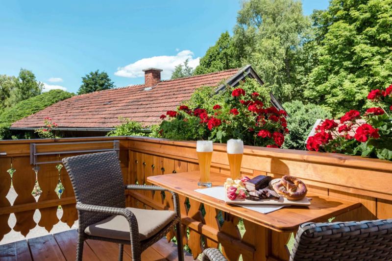 Ferienwohnung Beim Paulfischer - Eckbankerl direkt am Chiemsee in Chieming