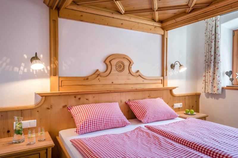 Ferienwohnung Beim Paulfischer - Eckbankerl direkt am Chiemsee in Chieming